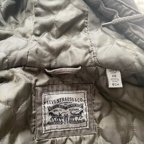 I only use this jacket once. I gain little bit of weight:) great jacket! - Picture 3 of 3